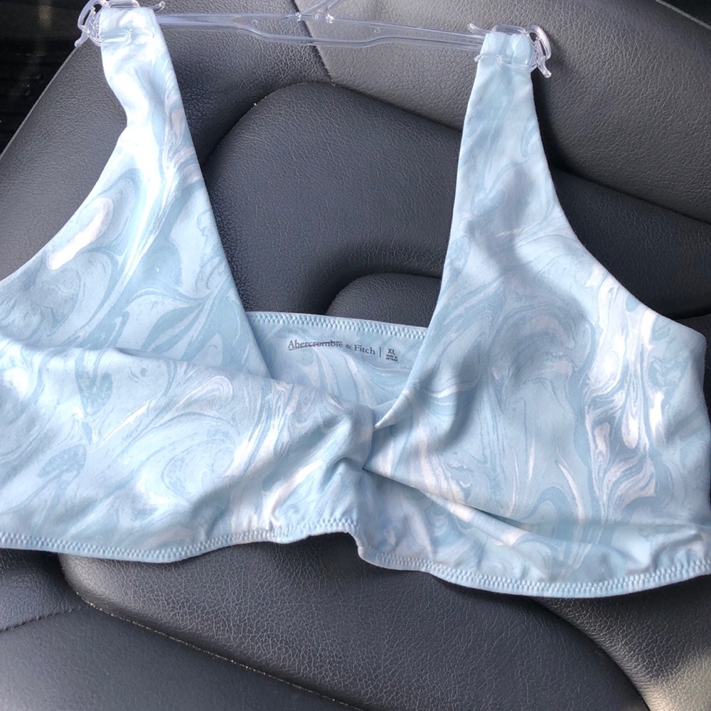 Abercrombie bra NWT